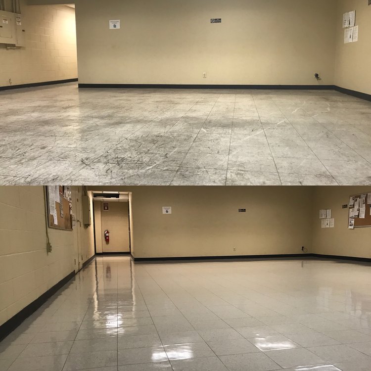 Looking for a professional floor coating service? Look no further!