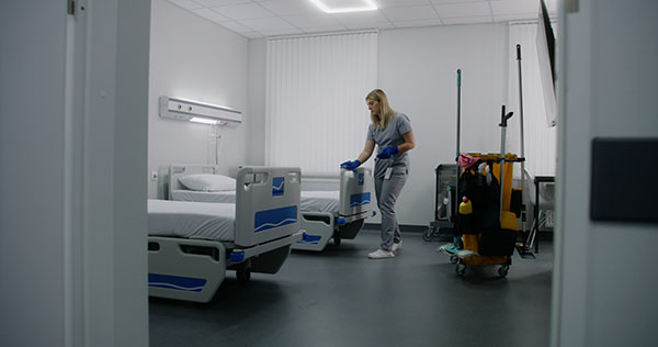 clinic common area cleaning