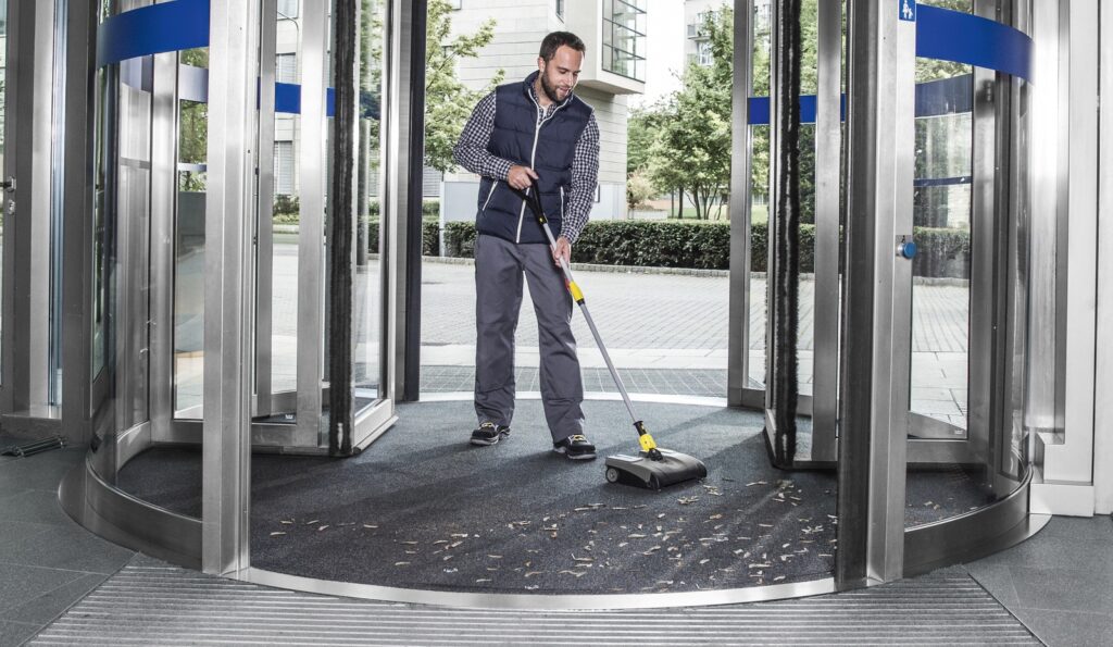 entrance cleaning services